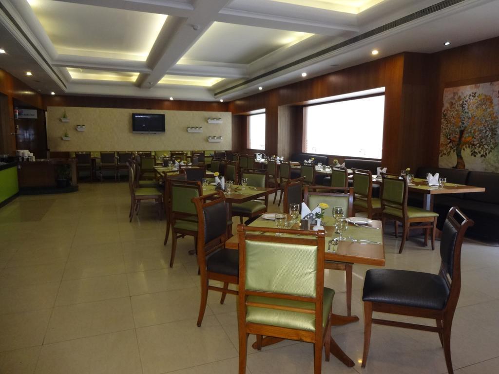 Hotel J P Cordial Bangalore Exterior foto